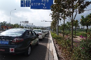 昆明地區(qū)優(yōu)質(zhì)昆明汽車(chē)陪駕服務(wù)